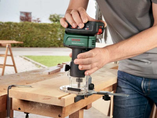 Rifilatore a batteria – corpo macchina AdvancedTrimRouter 18V-8 | Bosch - immagine 5