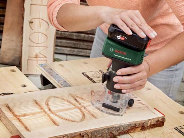 Rifilatore a batteria – corpo macchina AdvancedTrimRouter 18V-8 | Bosch - immagine 3