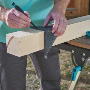 Squadra per misurare